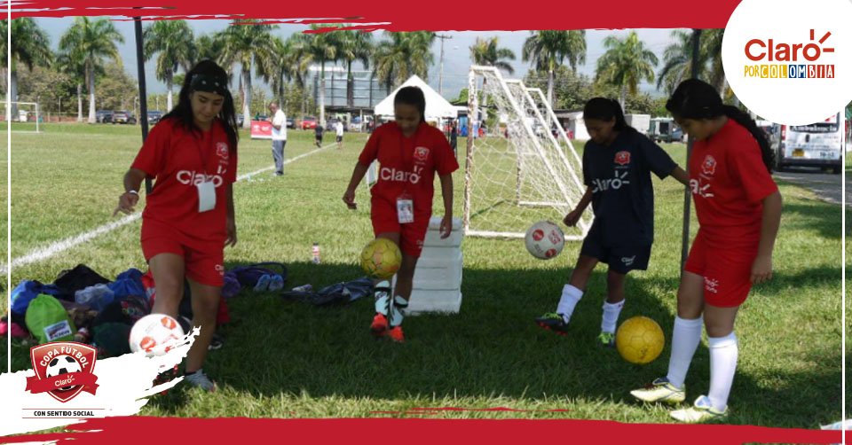 ¡Llegó el primer domingo del año! Es un buen día para un partido de fútbol ⚽️ junto a tus amigos y vecinos. 🏆