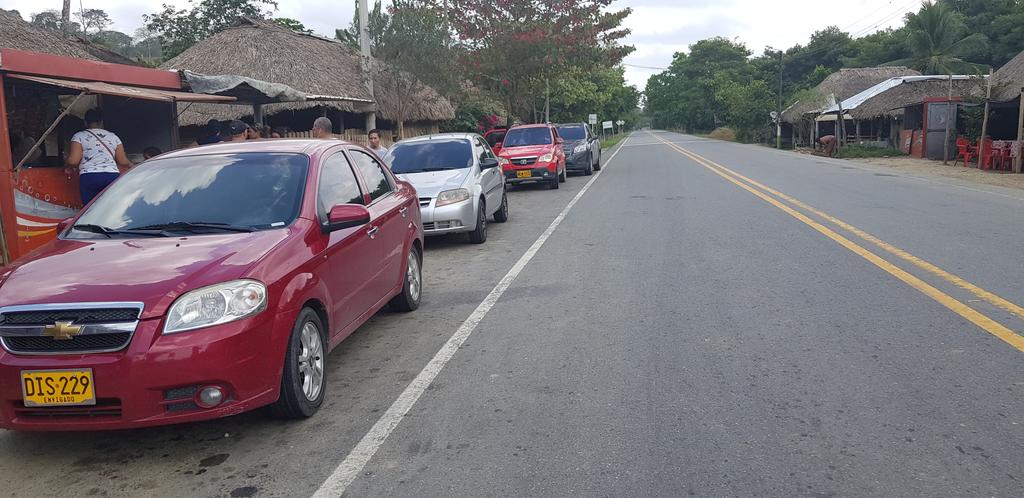 elvymar_'s tweet photo. En #Caravana 
Rumbo a una #AventuraMás https://t.co/ELvsMSZGQz