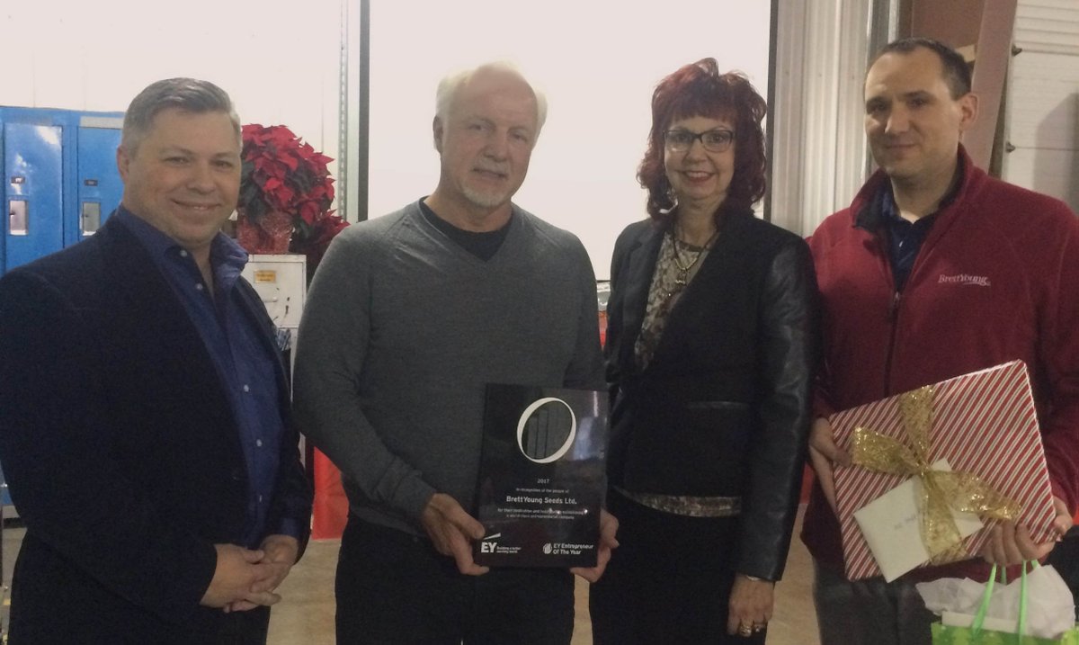 Brett Young Seeds has always been a staunch supporter of what we do at Turning Leaf, and we can't think of a person more deserving of the Entrepreneur of the Year award than Lloyd Dyck, CEO of Brett Young Seeds! Congratulations to you and your team, Lloyd! ow.ly/5vl430hBYXX