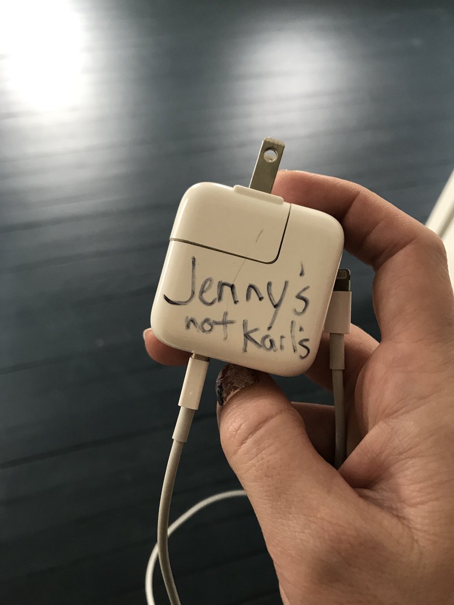 JVvert's tweet photo. This should fix the “Where is my charger?” debate. https://t.co/uF3VyJht2A