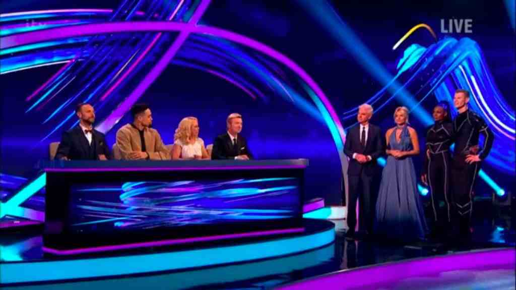 tellymix's tweet image. #DancingOnIce viewers can’t stand the new commentator tellymix.co.uk/reality-tv/dan…
