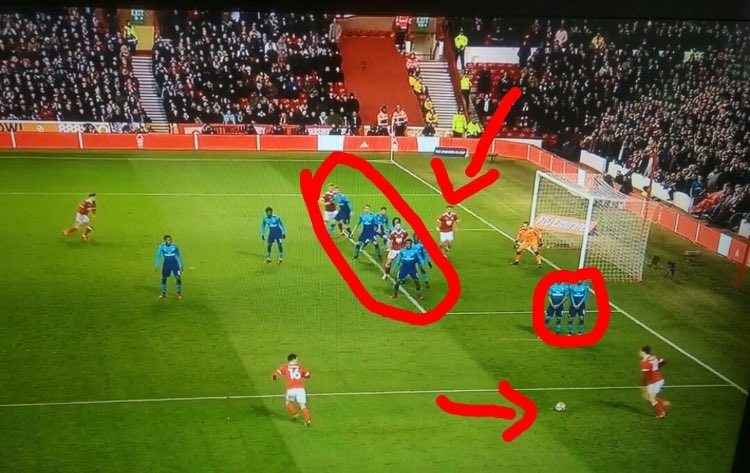 AaronWhite87's tweet image. Arsene Wenger, stop moaning about match officials and start coaching your players the art of basic defending, you absolute clueless embarrassment!