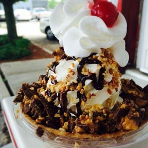 They call it #SundaeFunday for a reason!  What are two toppings you cannot live without?