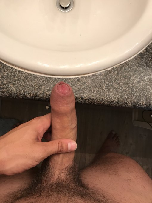 Suck it for me 😩 https://t.co/umjGQdtB2Z