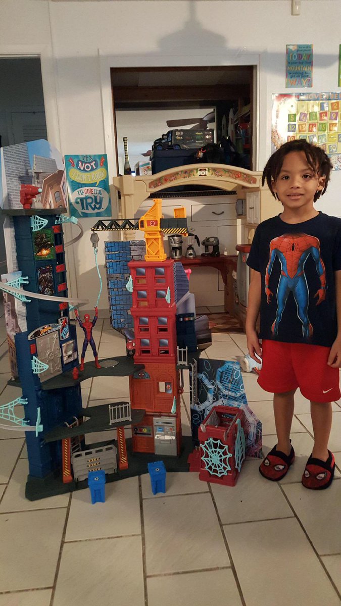 spiderman megacity playset