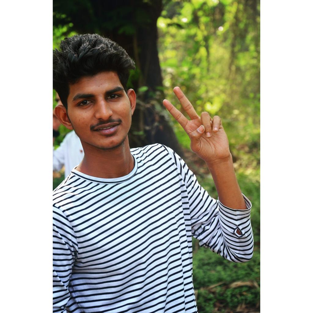 ManishBind5's tweet photo. #NewProfilePic https://t.co/jFmTGiFlR5