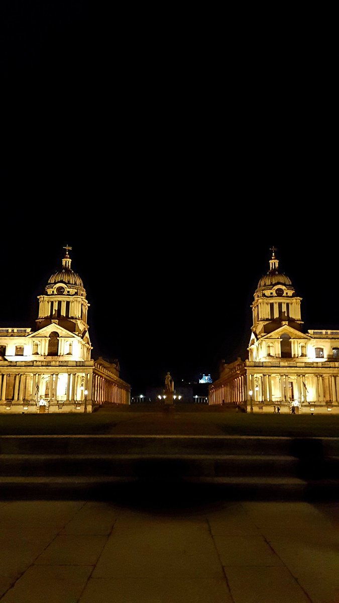 What a beautiful evening in #magical #Greenwich #LoveLondon #London #BestCity #RoyalNavalCollege #Evening