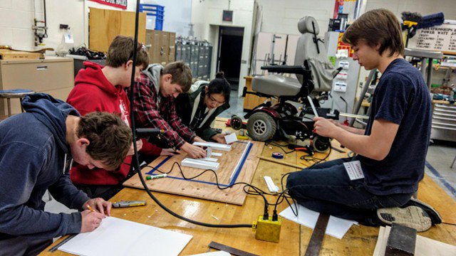 FRC Team 3238 tweet media
