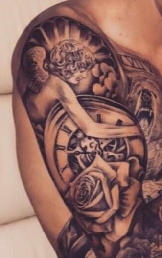 xjdbiieber's tweet photo. IS THE MEANING BEHIND UR NEW TATS THAT GODS LOVE TIMELESS IS? @justinbieber @justinbieber https://t.co/5eyhkJynYI