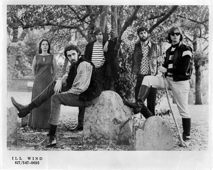psychoticreact's tweet photo. New show 6pm GMT 8 Jan https://t.co/GW9QImGUqK celebrating the spirit of 1968 w. The Doors, MC5, Turtles, Ill Wind, Chocolate Watch Band, @MargoGuryan HP Lovecraft, Amboy Dukes, Fever Tree, the Byrds and more #garagerock #psychedelic https://t.co/yta8emhgny