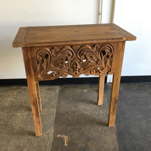 nadeauSOLA's tweet photo. Looking for a #console that you wont find anywhere else!? Here you go! This #beautiful console has an #awesome #handcarved apron. Made from #teak, imported from #Indonesia. https://t.co/jNUWoeb6cM