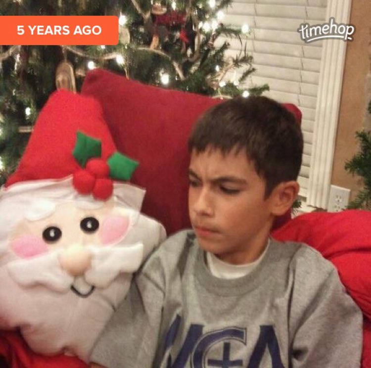 marcorcueva's tweet photo. merry kewe https://t.co/n6l1ODGlnh