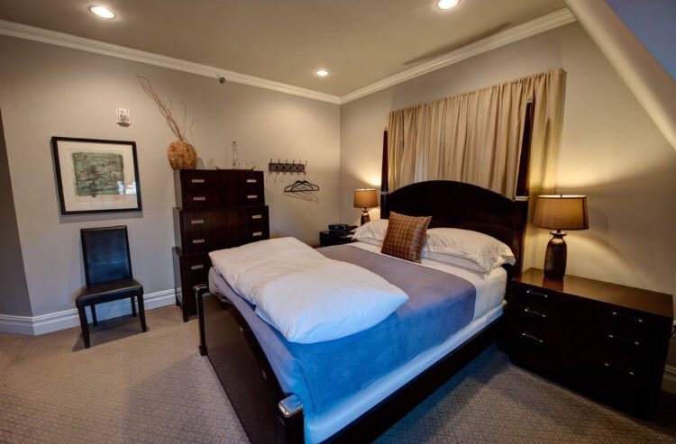 The Peacock Inn On Twitter Preferred Queen