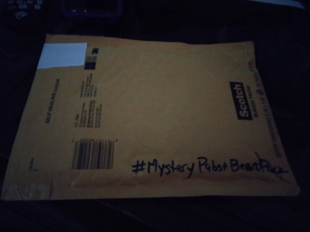 sgould11's tweet photo. Boom...day just got better @Pabst_Beer_8 mailday. #timetorip https://t.co/IbVAnvKhNW