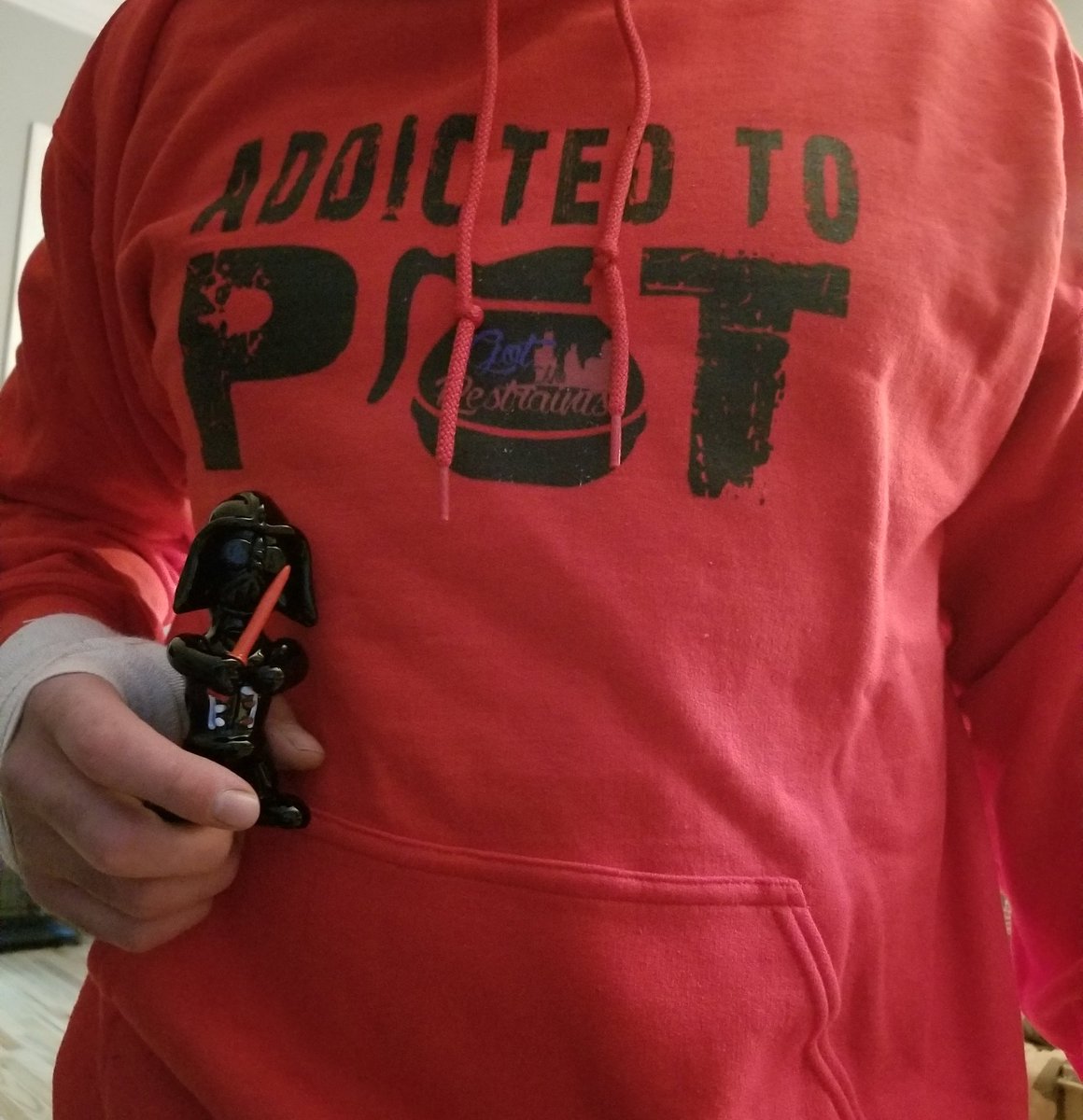 gotnorestraints's tweet photo. We got sick #glass and #apparel! Check us out https://t.co/MgcWyloovj 🔥
#GLASSWITHCLASS #LIT #RETWEET https://t.co/KnUCgugiw0