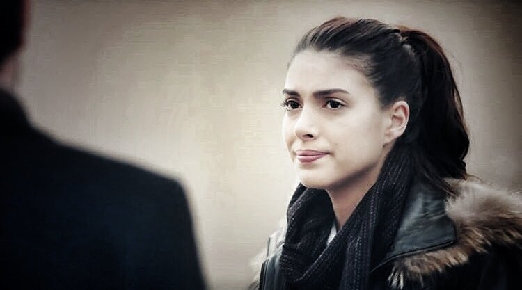 filofobiks's tweet photo. tanımak, anlamak, korumak derken... o arada bi yerde sevmek de var, bi düşün hazancım. 

#YağHaz https://t.co/xbzpnJpDzX