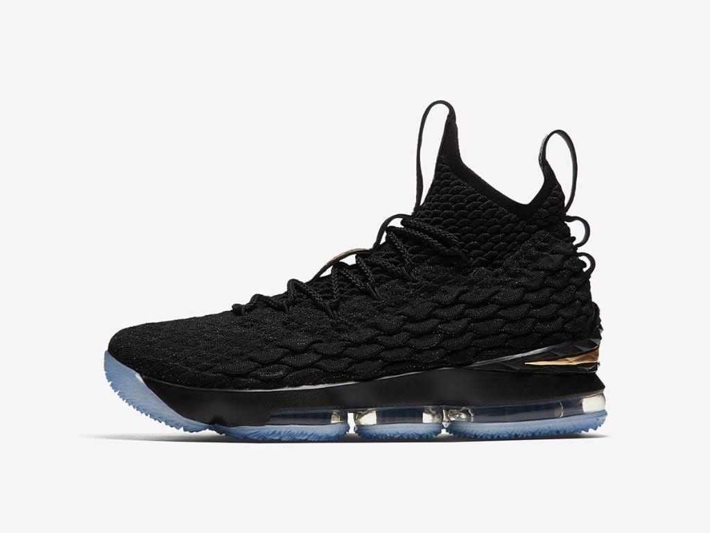 lebron 15 black and gold footlocker