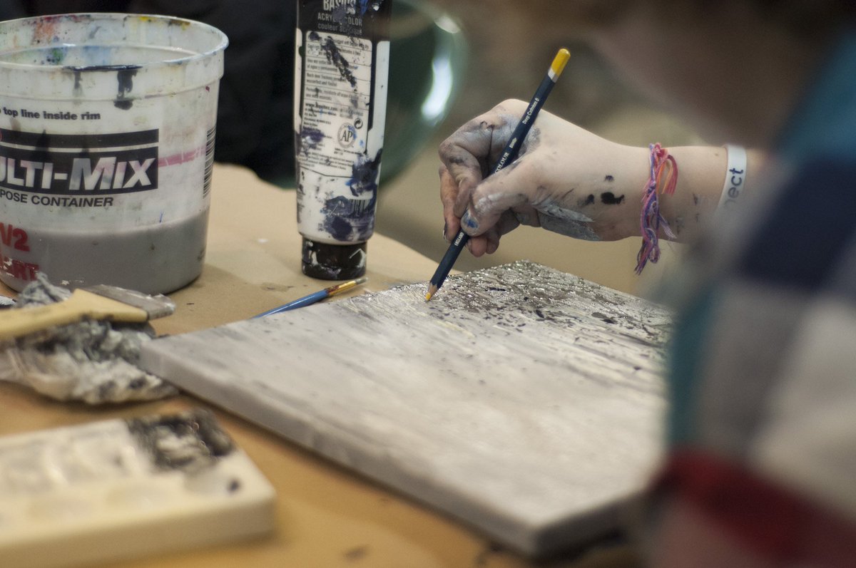 CrockerArt's tweet photo. #CrockerArt Art Break sessions for ages 10 - 13!
Tues. 1/2: Air-dry clay sculptures!
Wed. 1/3: Print on paper & canvas!
Thurs. 1/4: Watercolor in the style of #MastersOfVenice!
Fri. 1/5: Paint an acrylic abstract like #DiebenkornBeginnings!
REGISTRATION: https://t.co/5bGCVbU0bq https://t.co/X40C3lR1lG