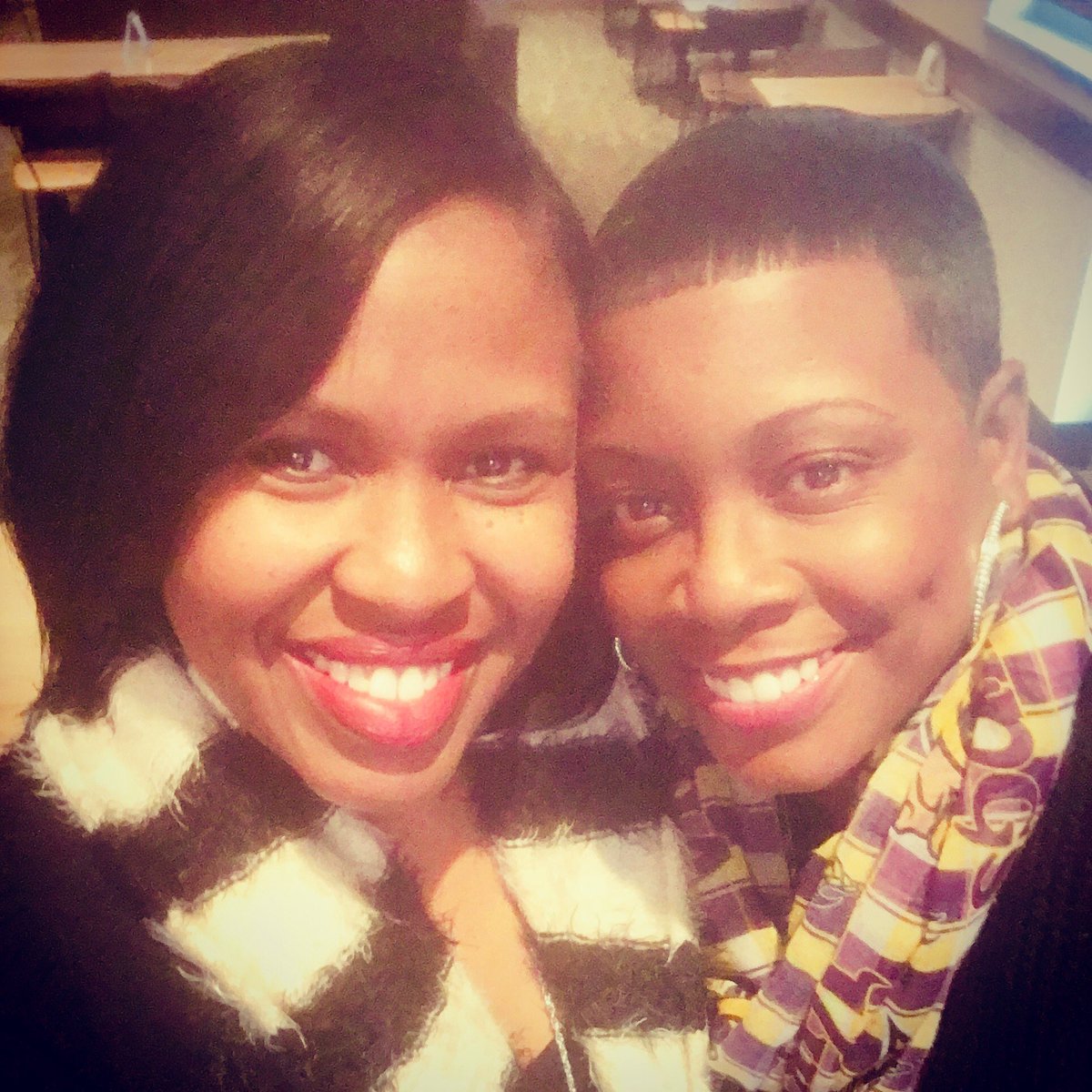 evadcoleman's tweet photo. Just wrapped up Interview with @KJMidday! Check out how weβre still #RollinWitASista soon in #IMessenger #TexasMetroNews #GarlandJournal. #KJMidday #MiddayEnterprises #Community #FootPrint #Impact #Giving #BeyondSelf #Radio https://t.co/ILNFQUlMHM
