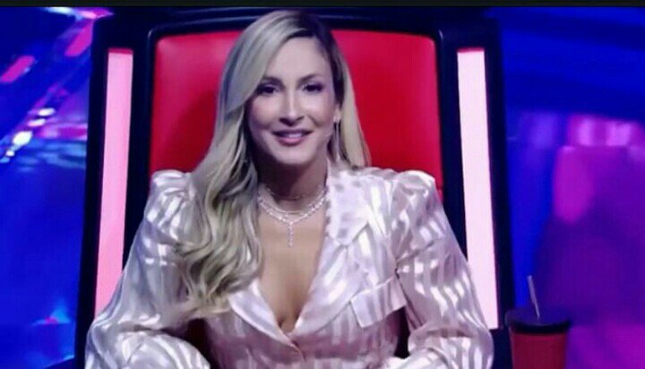 doseextraleitte's tweet photo. Vem, dia 7 de janeiro! Vem, @thevoicekidsbr 🙌❤ https://t.co/tfMZsHYJMk