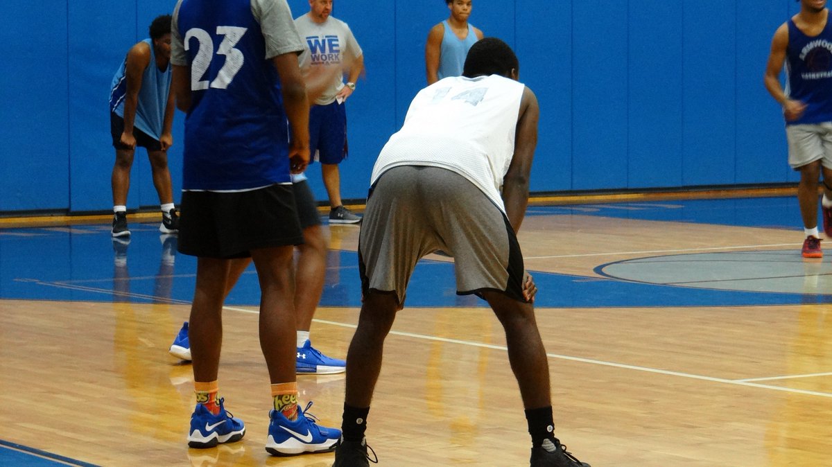 flashletics's tweet photo. outwork! https://t.co/WcWSBcu2Yb