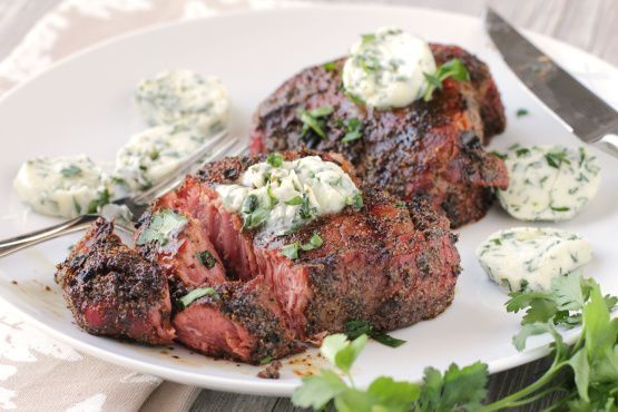 HeavyMetal_BBQ's tweet photo. Grilled Crusted Steak With Lemon Butter - https://t.co/FcGFA1SF6r https://t.co/BiQAZuMjRz