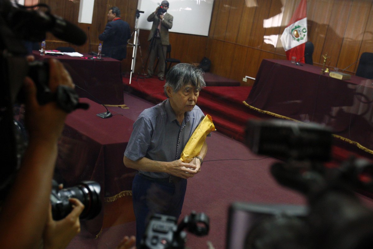 Politica_ECpe tweet picture