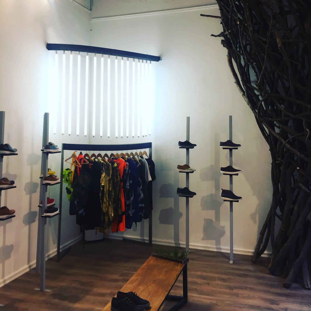NatAlbanese's tweet photo. Bravooooooo x los @Cuenca_Co que estrenan local y nuevos modelos, en estas fiestas compra #local #sellodc #CBA #diseño https://t.co/tdbBh8Q75t