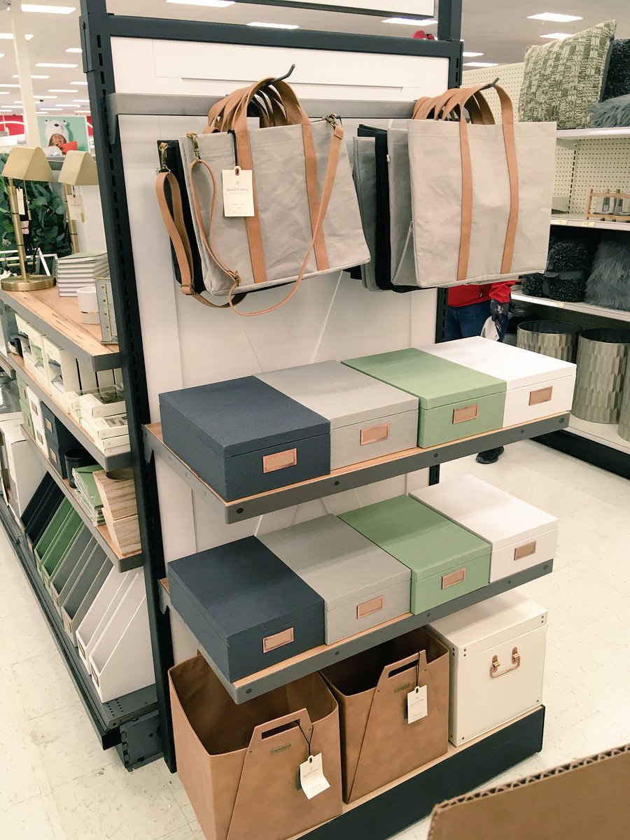 Loving the colors! #HearthandHand #Target @cindyniehoff <a href="/perez_patrick/">Patrick Perez</a> <a href="/cparker54/">Chris Parker</a> <a href="/SusanTarget/">Susan Youngquist</a> <a href="/NoelleEngemann/">Noelle Engemann</a> <a href="/LDJones817/">Lindsey Jones</a> <a href="/MaribelM03/">Maribel M</a>