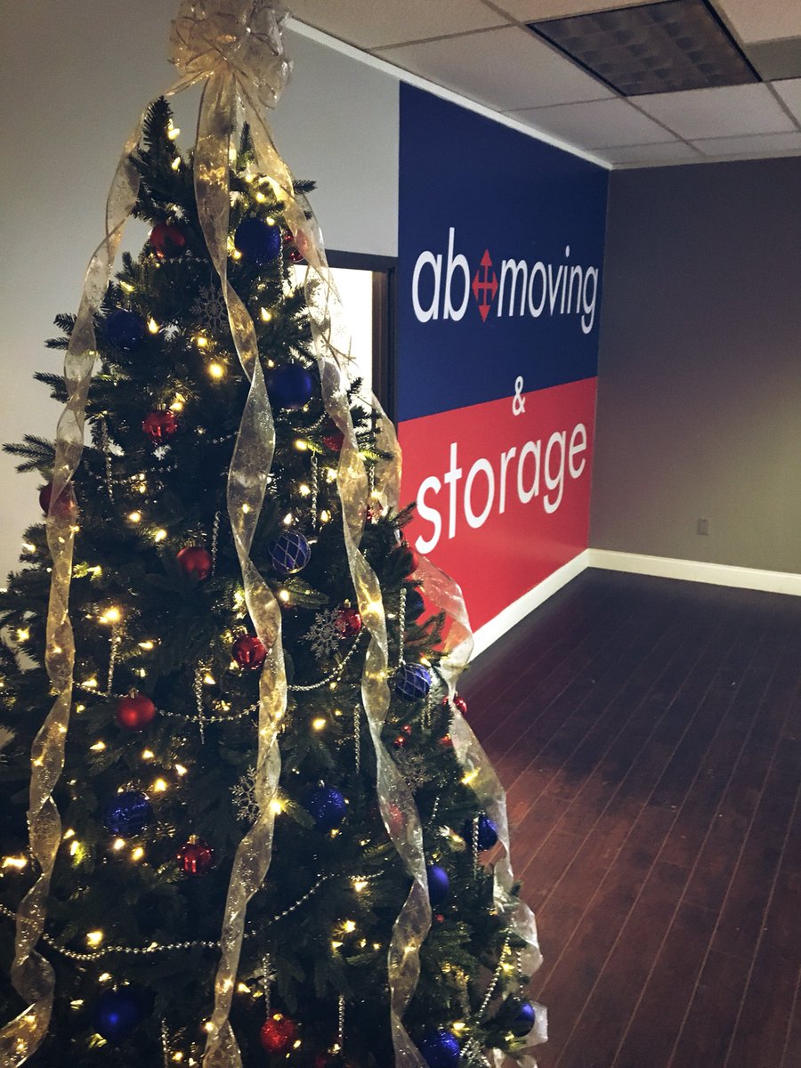 ABMoving's tweet photo. Honestly... our tree is too beautiful to take down... don’t judge us. 😩😍

#Abmoving https://t.co/xgZz312rRT