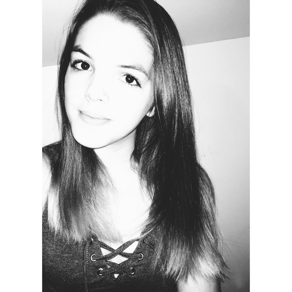 rose13072017's tweet photo. #NouvellePhotoDeProfil https://t.co/xck0egzYK1