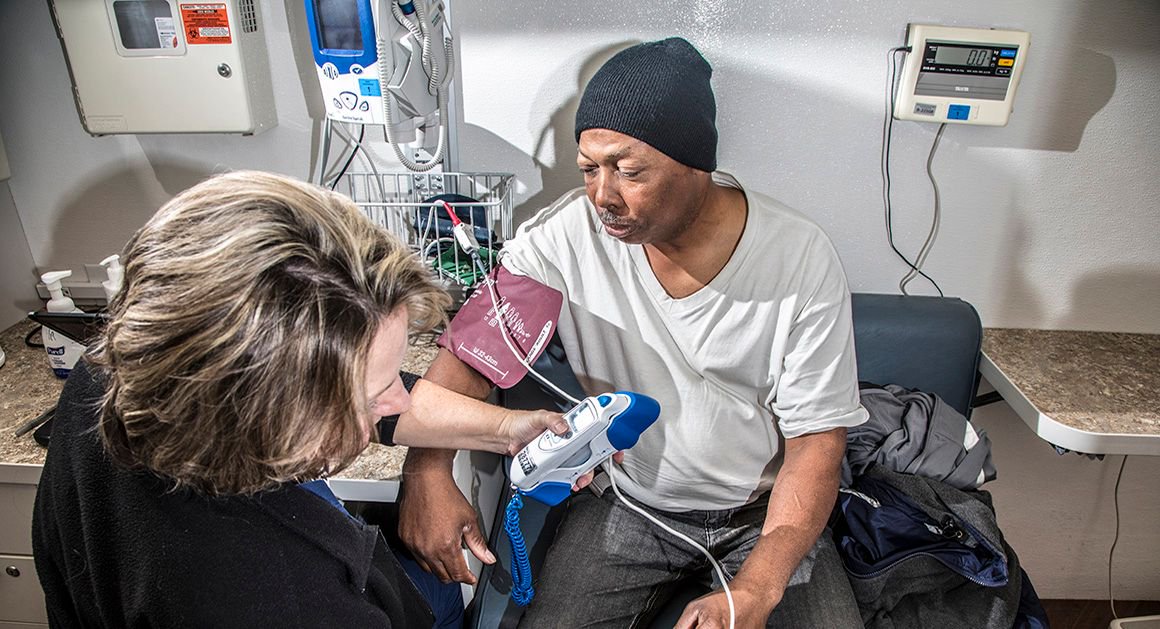 KLWare's tweet image. What works at this Dallas "Frequent Flier" hospital:  politi.co/2l0LCZQ #healthcare