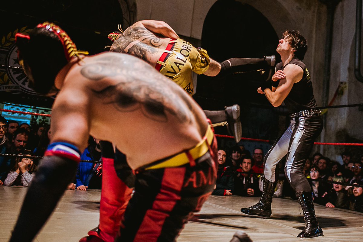BlackavalonSpn's tweet photo. Some pictures of my participation in the Gaunlet match at @La_tripleW last show #TagAttack thanks to WPS Wrestling Photo Show~~ 1/3
Give us a shot in https://t.co/D4XkVKr4Nh https://t.co/7jP8O9lkKD