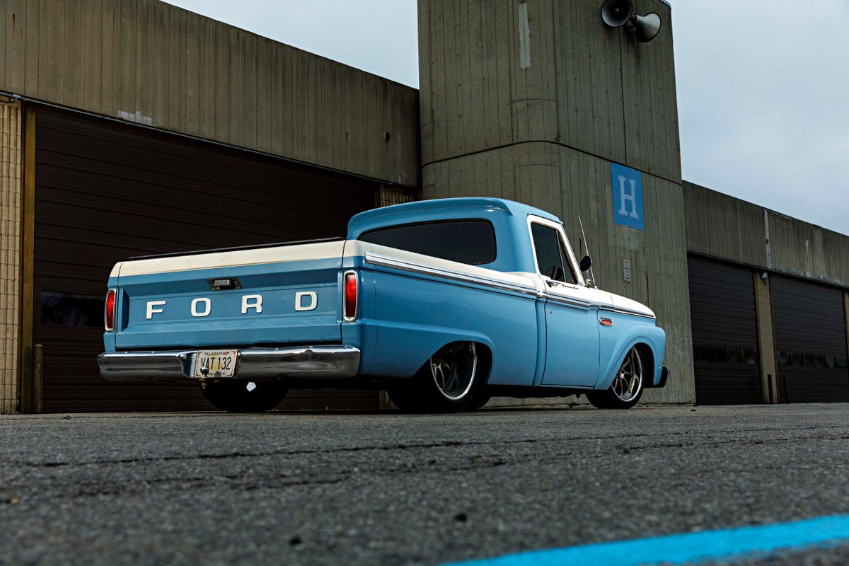 ForgelineWheels's tweet photo. Inherited something that would make a #protouring masterpiece? #BigOakGarage rebuilt this #Ford #F100 on #Forgeline #ZX3P! https://t.co/7s5vbKjFoX https://t.co/cGcOaw8Izk