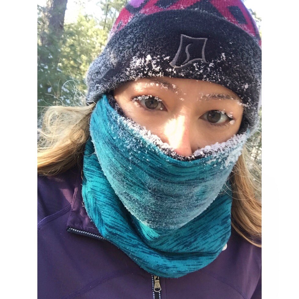dyeaileen's tweet photo. 🏃🏻♀️ 4 mi ❄️-4F, real feel -20F
Let the subzero runs begin! I'll take this over anything over 75F any day 😂#heatwimp #bibchat https://t.co/vqGXpdfu2r