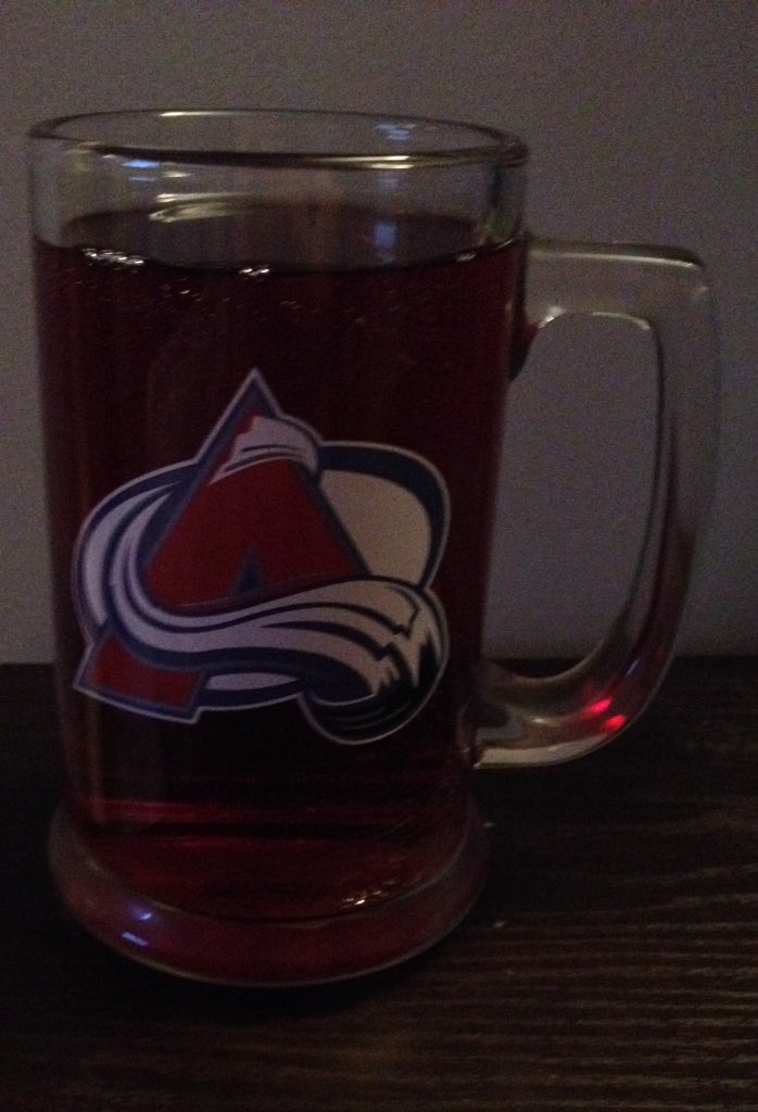 april_beardy's tweet photo. Num Numz! 🍒 #ColoradoAvalancheGlass #CherryFlavored https://t.co/vWlQMw7NUL