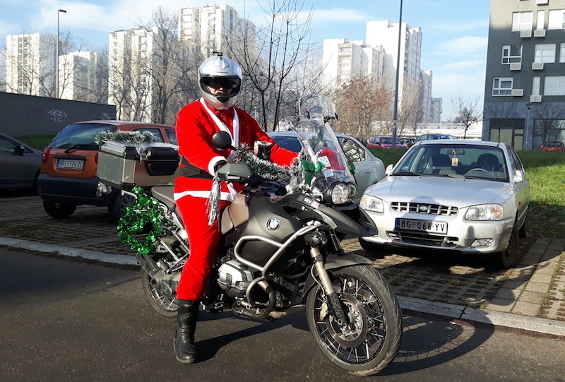 rewadventure's tweet photo. Bikers wearing Santa Claus suits brought presents to disabled children in #Belgrade, #Serbia , Saturday, Dec. 23

👉https://t.co/iApoW1BnmB https://t.co/e8GNjXQOlL