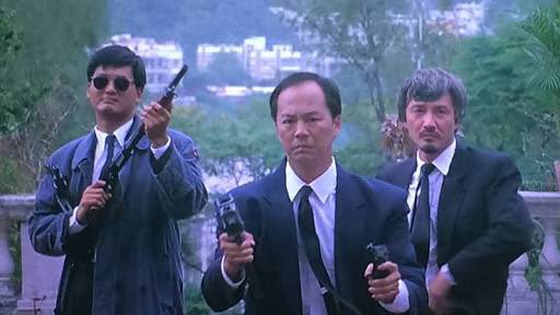 デッドプー太郎 Ar Twitter 男たちの挽歌2 の殴り込みシーン それぞれの敵討ちのためにフル装備で挑む 兄が最期に着ていた穴だらけのコートを羽織るチョウ ユンファ 突然始まるタモリ風殺し屋 とのタイマン 男がカッコいいと思う全てが全部詰まっている