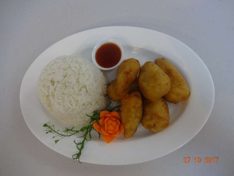 FullMoonAL's tweet image. Meal deals! Have one of these meals plus a drink for £5!