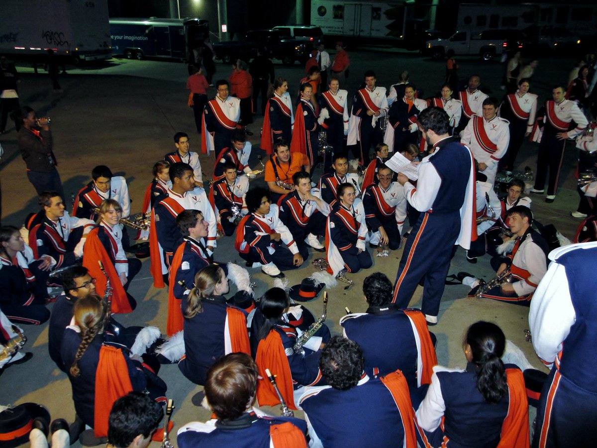 UVACMBAA's tweet photo. Throwback to section pep talks before the #chickfilabowl2011! Hoos excited for a #wahoo win in two days at the #militarybowl2017?! #cmb #cmbaa #uva #letsgohoos || pc: @ihadabustedlung https://t.co/8El0OIBDni
