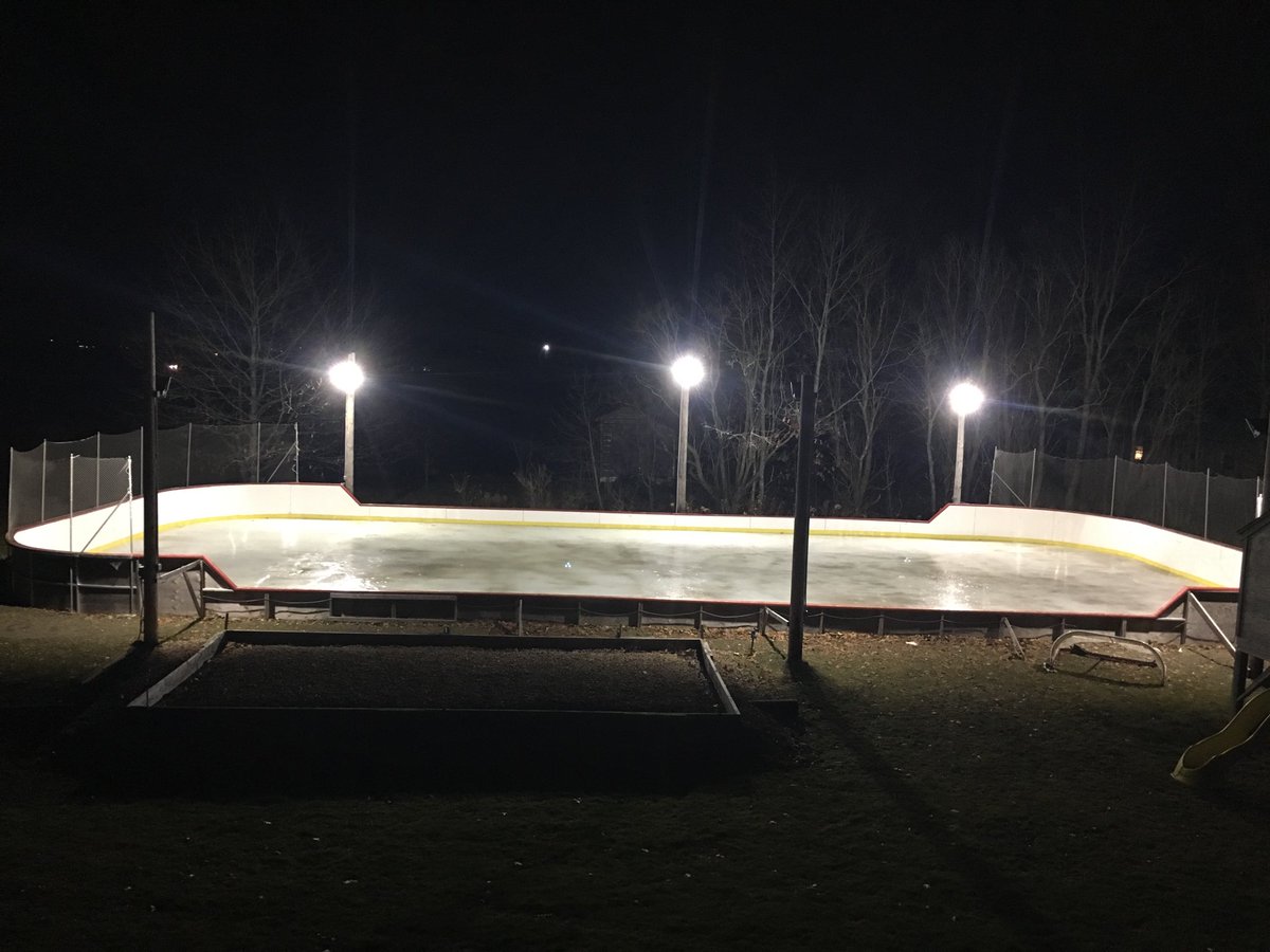 Manders rink is ready for some country boys to rip up the ice!