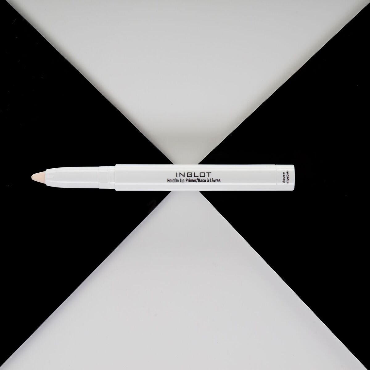 inglotpk's tweet photo. Have you tried our Hold on Primer yet?

#Inglot #Inglotpk #inglotcosmetics #ThinkBeautyThinkInglot #BeColorBeFree #HoldOnLipPrimer https://t.co/kvv5NJWhcj