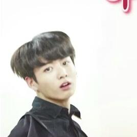 ayeayecaptaein's tweet photo. seriously this jungkook boy is just too cute and so extra i love him https://t.co/WYllYYHT9Y