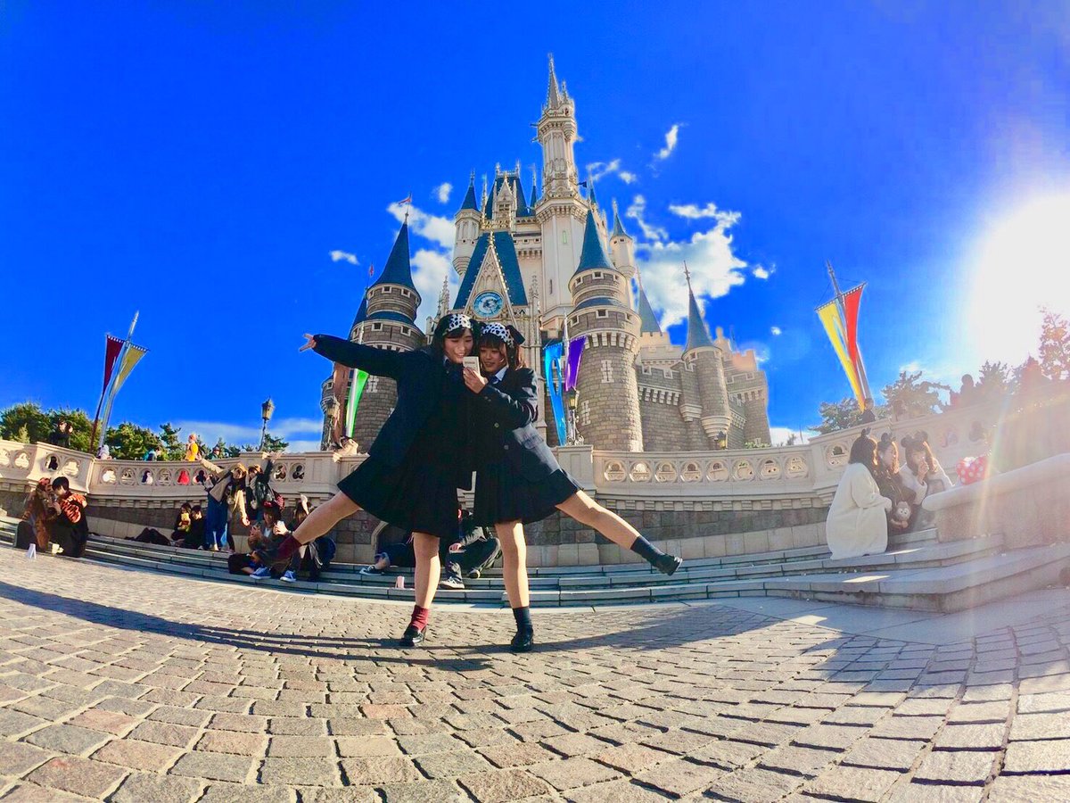 たまり 17 12 26 Tokyo Disney Land 楽しい と ゴープロ神 なディズニーでした笑 本当に楽しかった 最高の時間をいつもありがとう ゴープロ神説 制服ディズニー Miki21ham T Co Vii2honuit Twitter