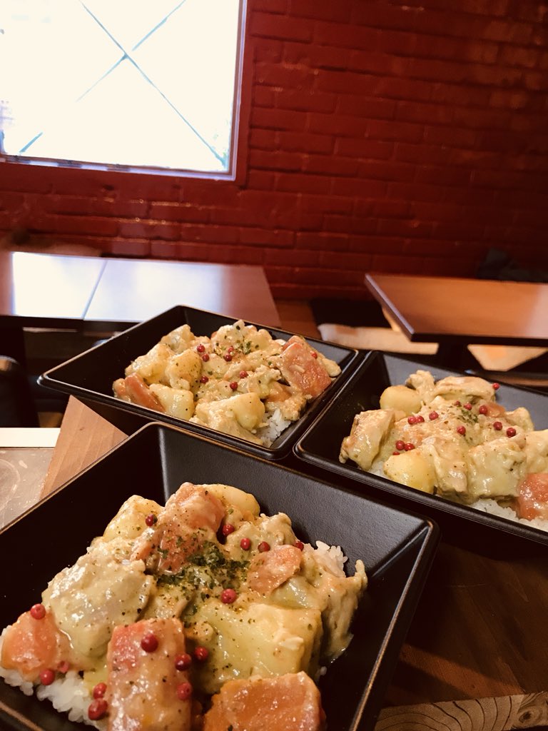 寒いからシチューよ