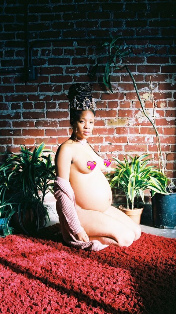 inlovewithemani's tweet photo. I feel so pretty and powerful. https://t.co/WBSyFZZzTo