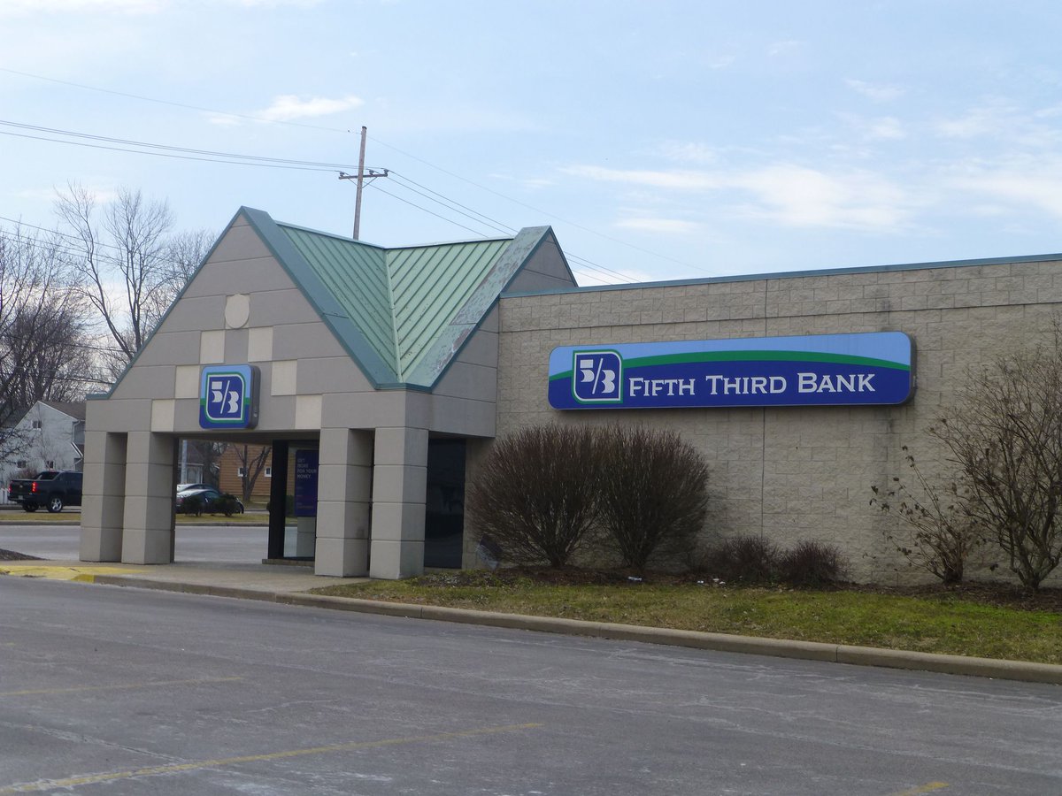 ATLBlackStar's tweet photo. Fifth Third Bank to Pay $18 Million Settlement For Charging Black Customers More Interest for Auto Loans #ABSArchives #StillRelevant  https://t.co/WDWjR7mhmo https://t.co/lDA0xGGczl