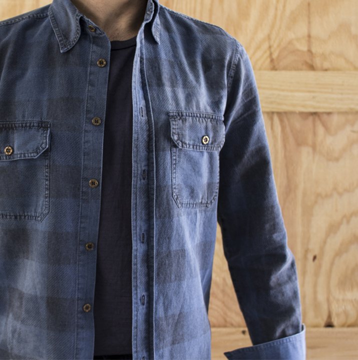 Jeanologia technologies bring you infinitive and creative possibilities of design. Take a look to  illusory stitches, stains and amazing textures. Our collection Update tops is made with Unitin indigo knits  #sustainable #denim #technology #ecological #innovation #fashion