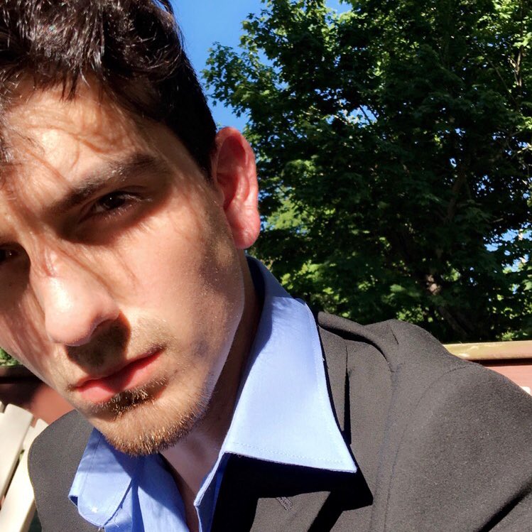 larrymo08970780's tweet photo. #NewProfilePic https://t.co/aKHwdmXuSf