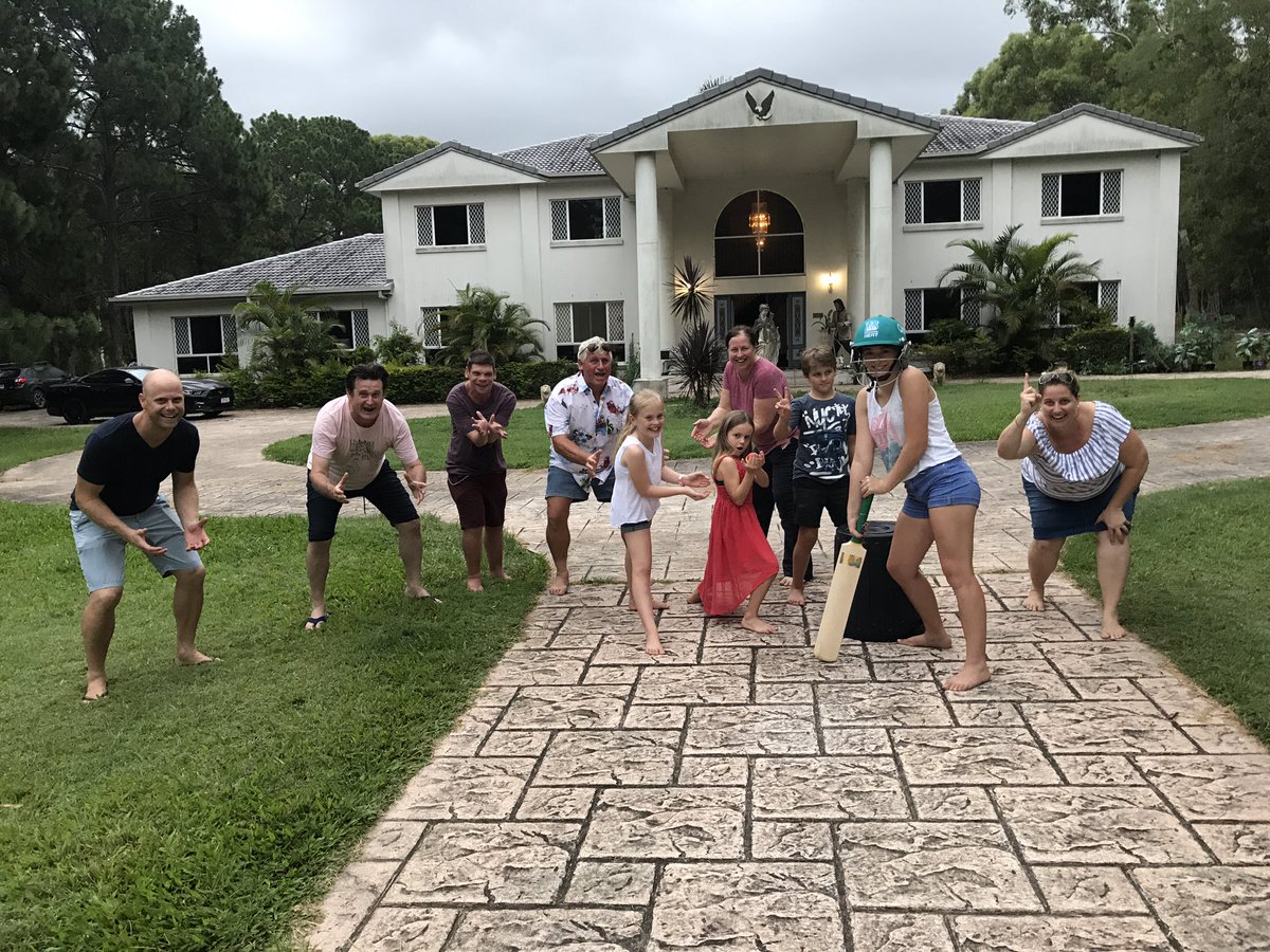 greg_dower's tweet image. #backyardlegends #gracelandbrizvegas #DOWERSvPEELS